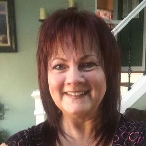 Meet your Posher, Carla